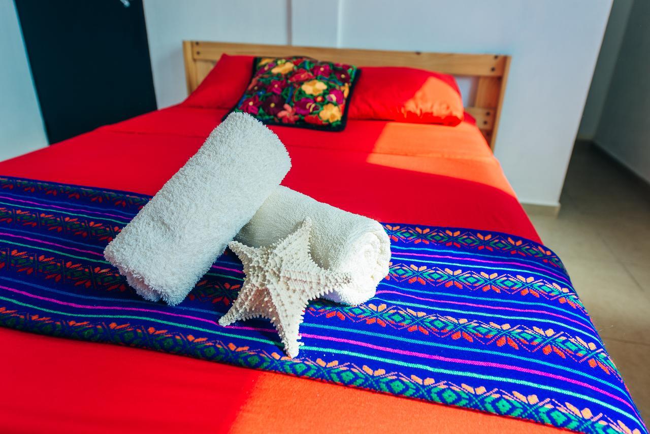 The Mermaid Hostel Beach (Adults Only) Cancún Exterior foto